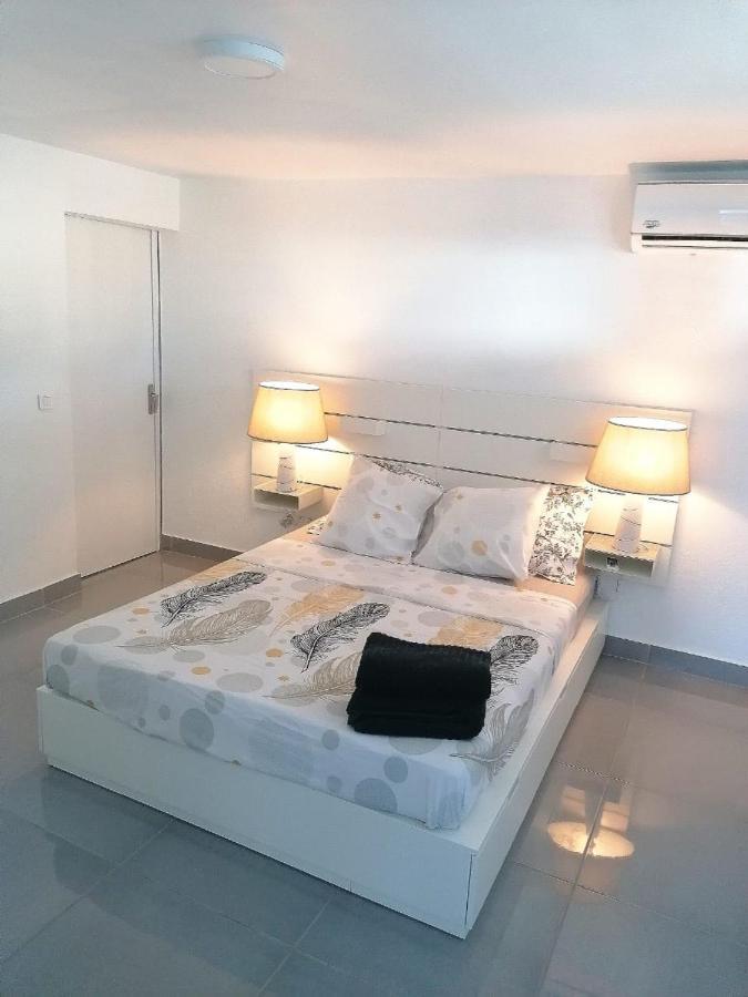 Dv Real Philoxenia Apartment Quarter of Orleans ภายนอก รูปภาพ