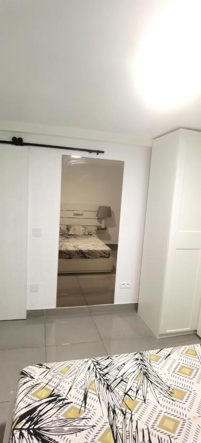 Dv Real Philoxenia Apartment Quarter of Orleans ภายนอก รูปภาพ